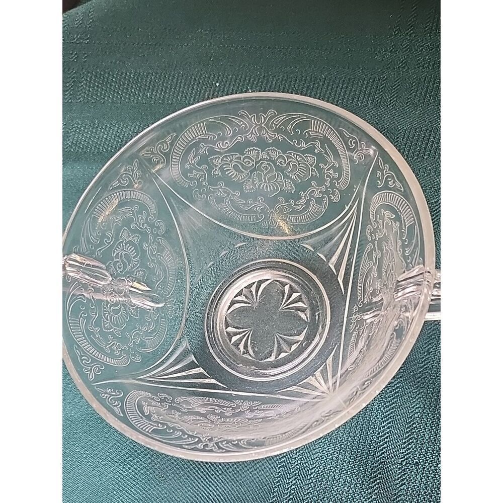 Hazel-Atlas Royal Lace Cream Soup Bowl